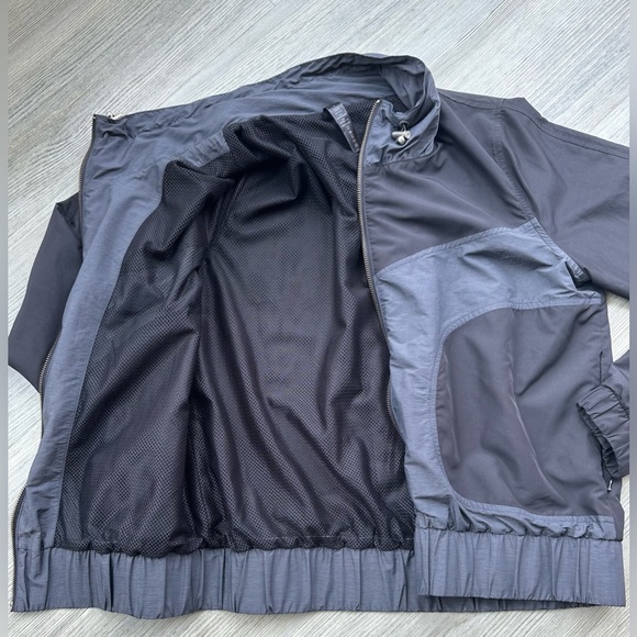 90 Degrees by Reflex Black and Gray Women’s Windbreaker Jacket  (medium) - Picture 7 of 12